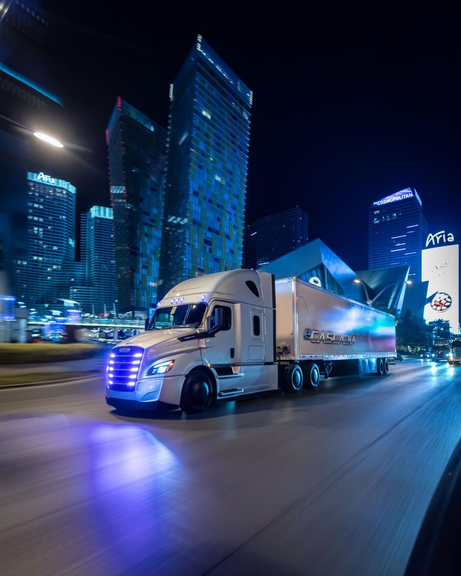 Freightliner eCascadia 2019 года  (фото 2 из 4)
